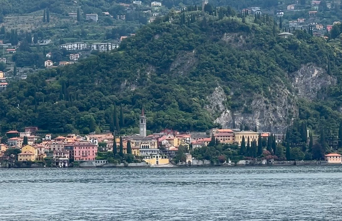 Traversée en ferry : direction Varenna